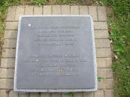 Entrée du cimetière allemand - 30 ko