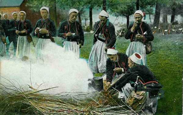 Campement de zouaves - 38.4 ko
