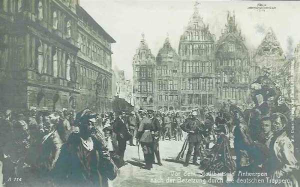 Troupes allemandes devant hôtel de ville dAnvers - 31.5 ko