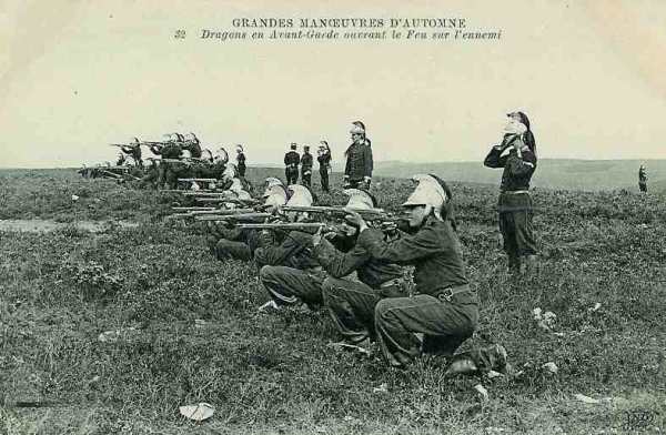 Dragons français combattant à pied - 40.9 ko