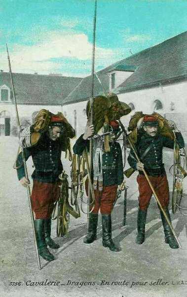 Dragons allant seller leur cheval - 32.4 ko