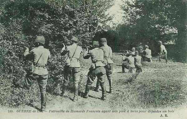 Hussards français défendant un bois - 50.4 ko