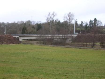 Lobbes - Le pont-rail du Brûlé (reconstruit) - 18.4 ko