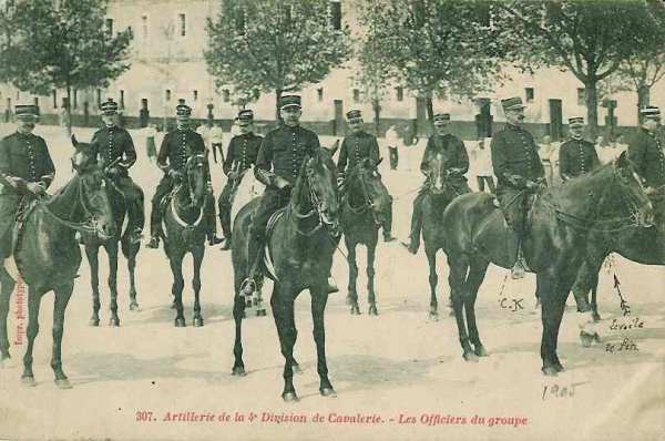Officiers français de cavalerie - 38.4 ko